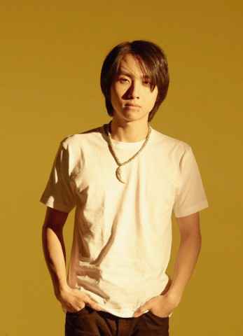 异国人乐队全新专辑发布 展现“21世纪不适应症”多面侧写