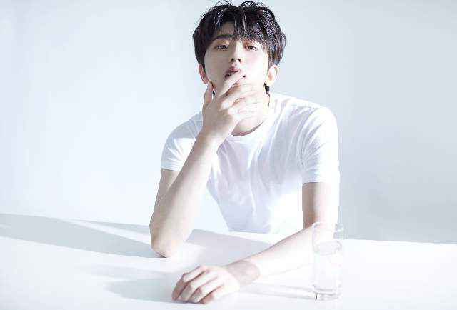 蔡徐坤中文新歌《没有意外》上线释放内心最柔软的独白