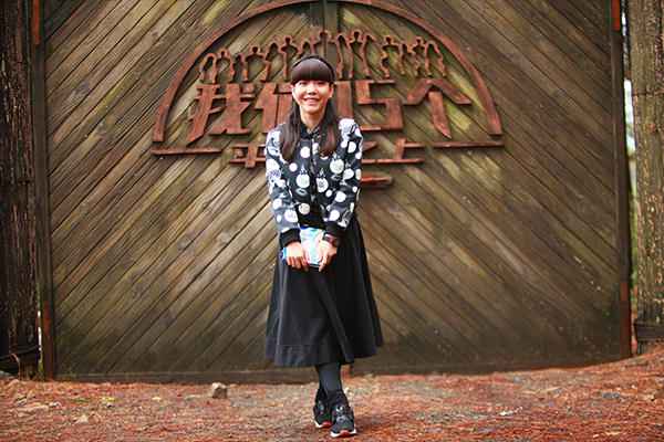 吴莫愁携新专辑上《15个》 “回家”频爆金句