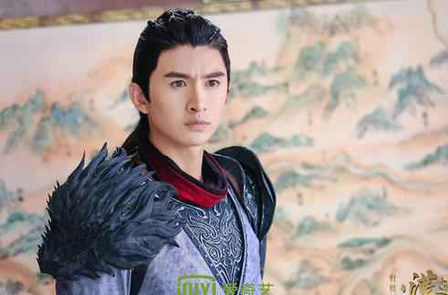 爱奇艺独播《轩辕剑之汉之云》 张云龙关晓彤“挠痒痒式”恋爱引网友大呼“捉急”