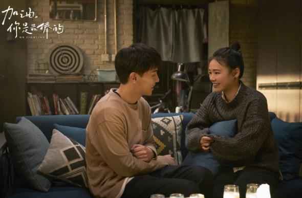 豆瓣开分8.0 《加油，你是最棒的》凭什么在暑期混战中突围