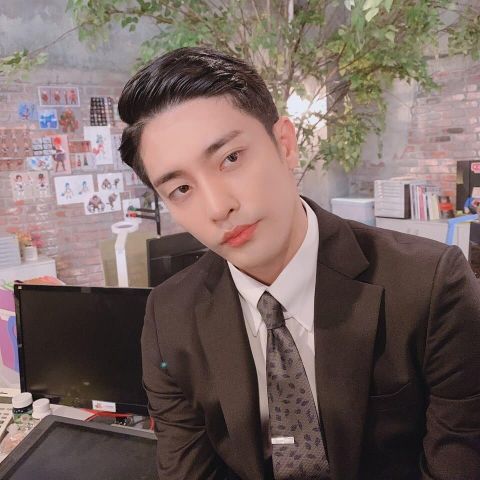 爱狗人成勋 公开悉心照顾下重获新生的YangHee近况