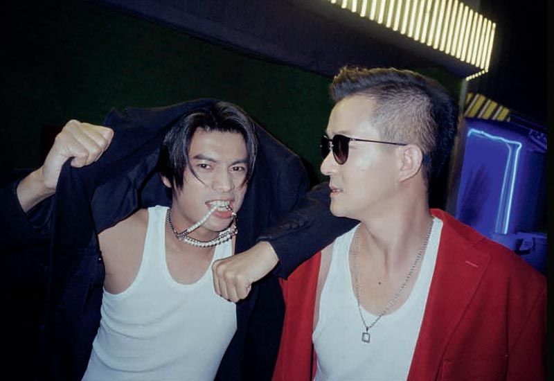 闯城双雄“五条人”