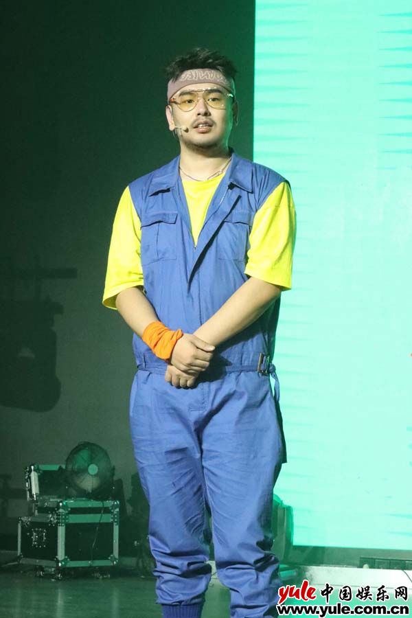 熊猫堂巡演广州尾场开唱，音乐魅力感染所有粉丝